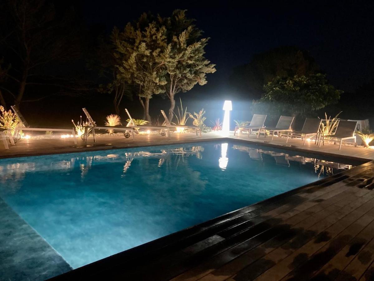 Magnifique Villa De Luxe Au Coeur De La Garrigue Nimes Exterior foto